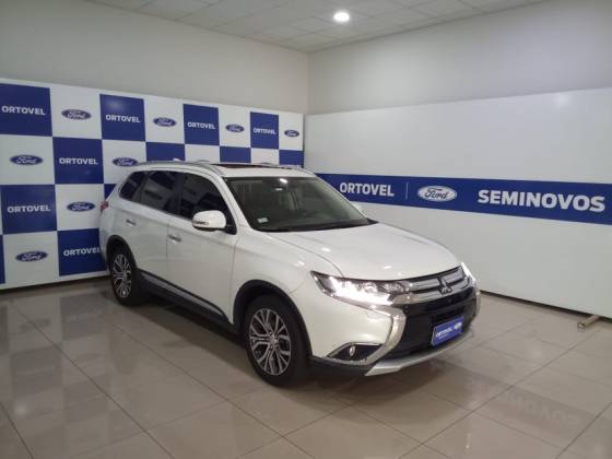 MITSUBISHI OUTLANDER 2.2 4X4 16V DIESEL 4P AUTOMÁTICO